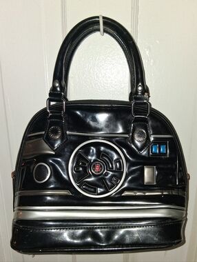 Star Wars Black Loungefly Empire Handbag.